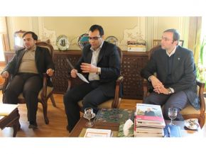(زار السيد نمدار سداغات، المدير العام للشؤون الخارجية في بلدية طهران (إيران